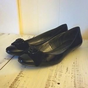 Black Shiny Flats with beads & bows at toes